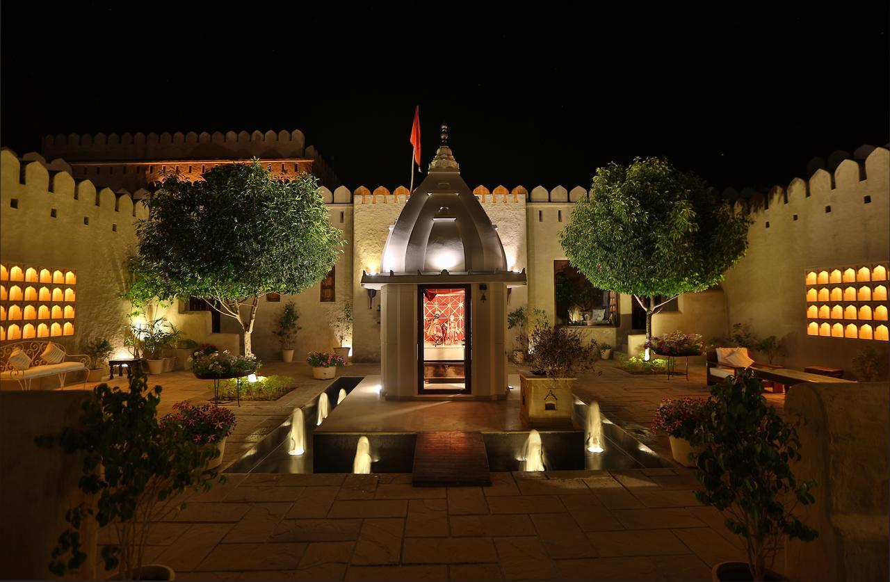 Hotel Mihir Garh à Rohat Extérieur photo