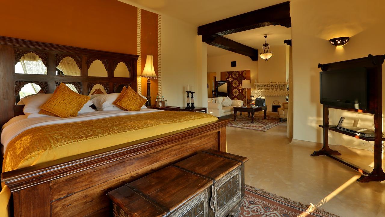 Hotel Mihir Garh à Rohat Extérieur photo