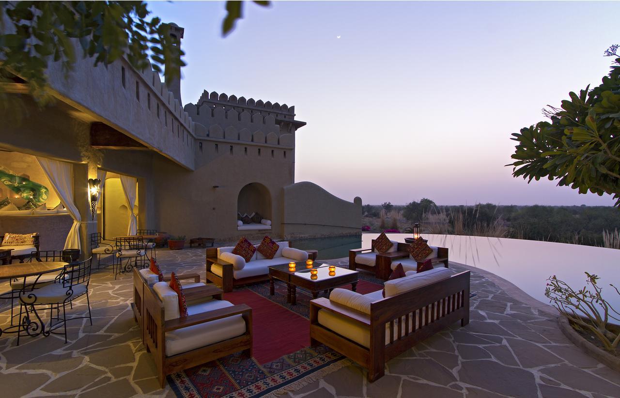 Hotel Mihir Garh à Rohat Extérieur photo