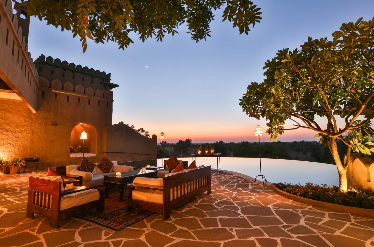 Hotel Mihir Garh à Rohat Extérieur photo