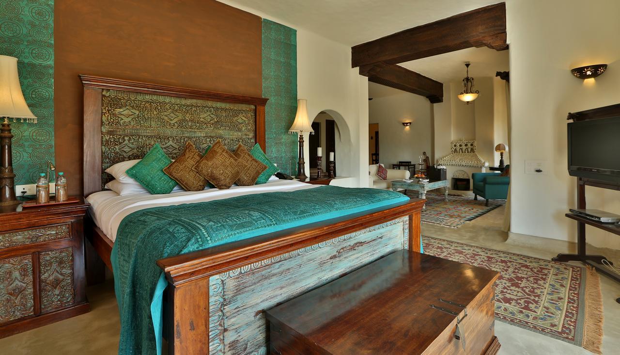 Hotel Mihir Garh à Rohat Extérieur photo