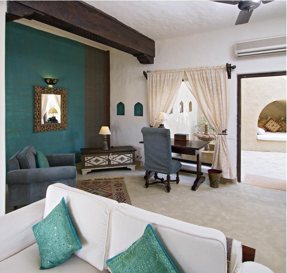 Hotel Mihir Garh à Rohat Extérieur photo