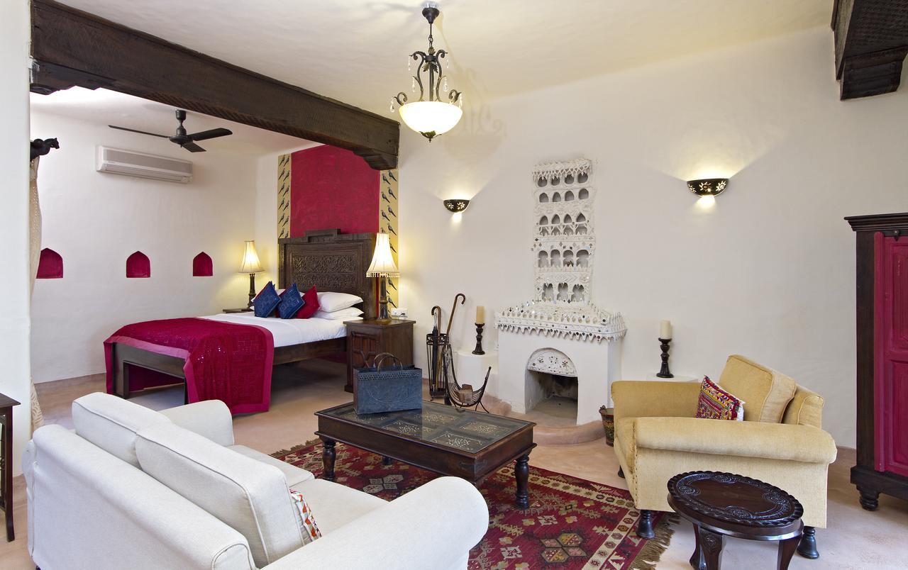 Hotel Mihir Garh à Rohat Extérieur photo