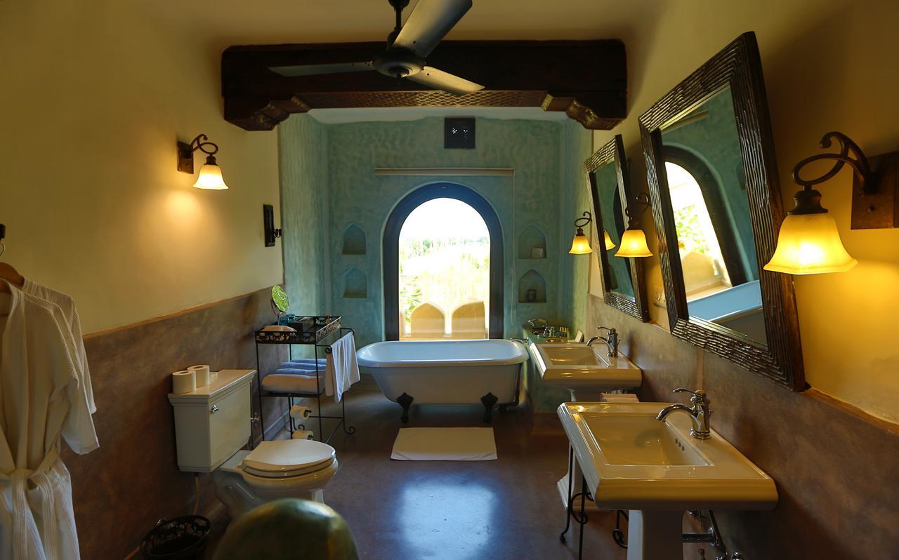 Hotel Mihir Garh à Rohat Extérieur photo
